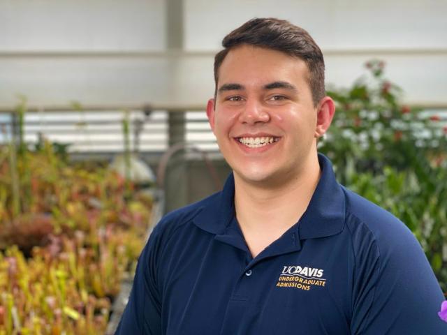 A portrait of Jeremy Brown during the Amazon College Tour filming