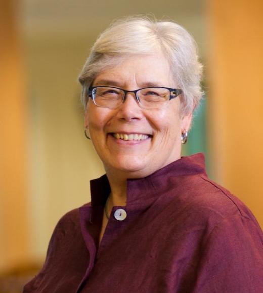 Headshot of a woman smiling at the camera