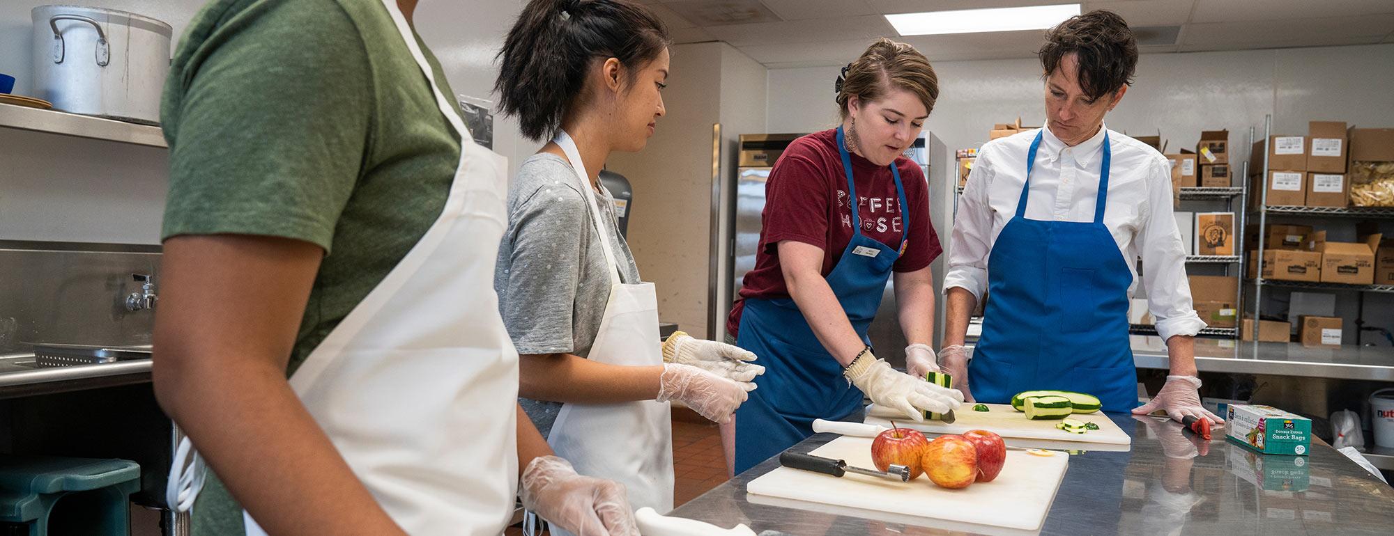 food and nutrition students 