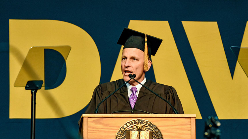 Robert Tucker speaks at commencement